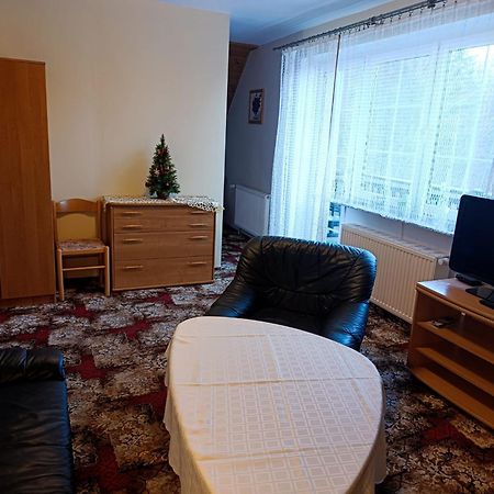 Karkoz Karpacz Bed & Breakfast Bagian luar foto
