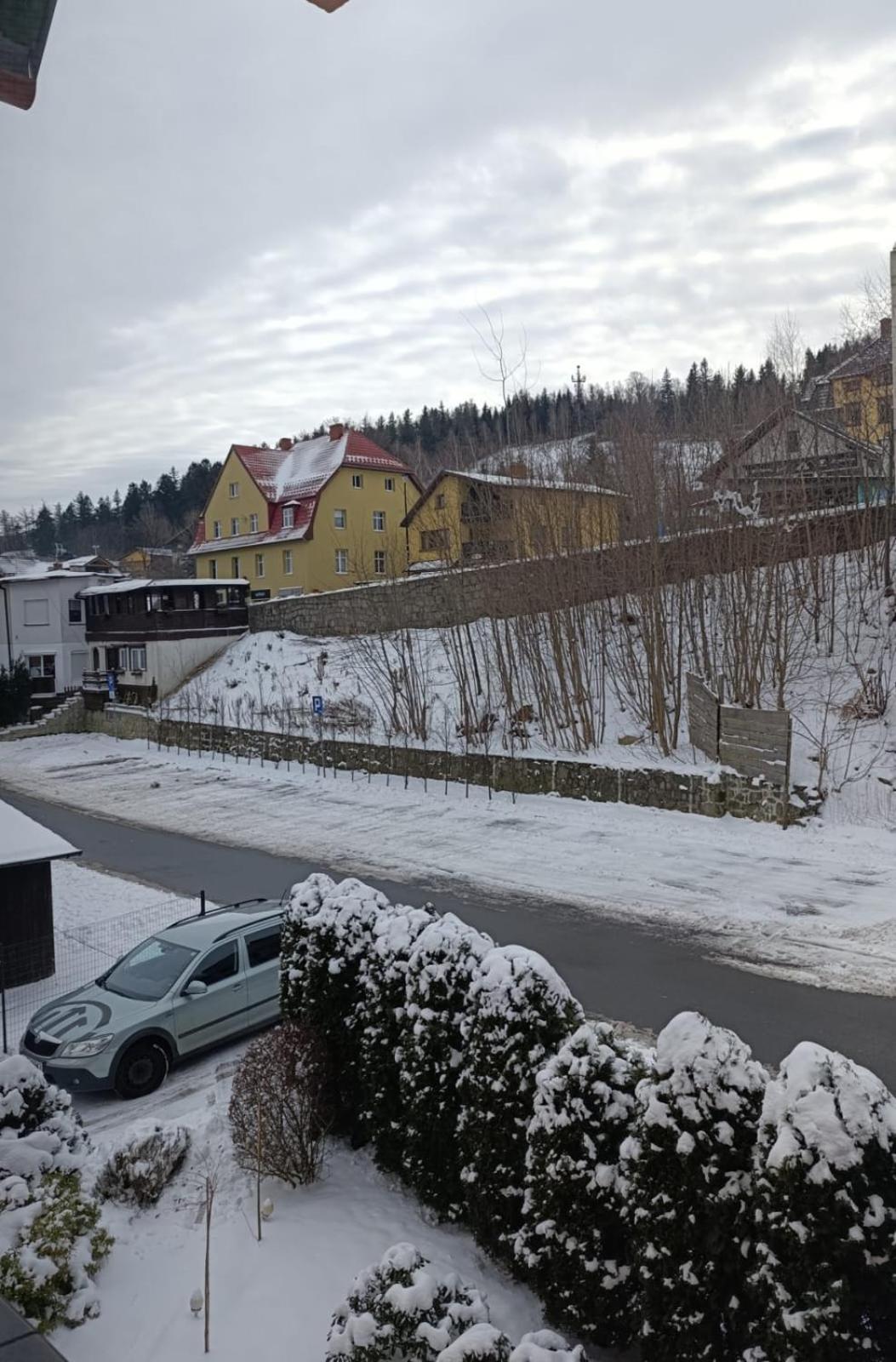 Karkoz Karpacz Bed & Breakfast Bagian luar foto